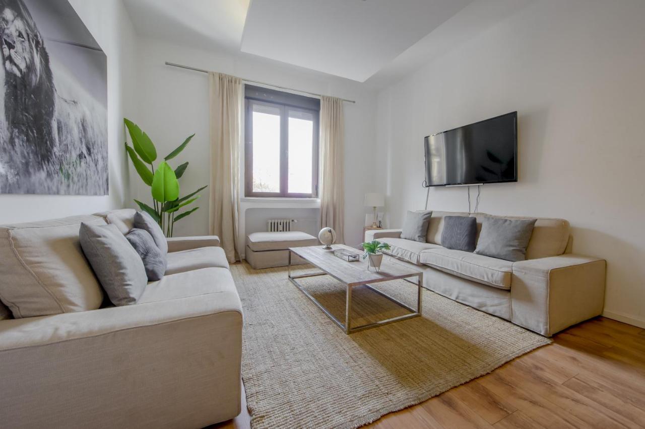 Ferienwohnung Luxury Apartamento De 5 Hab En El Centro De Madrid Exterior foto